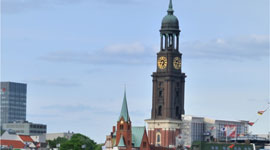 mit Hörgeräten in Hamburg mit Hörgeräten in Hamburg
